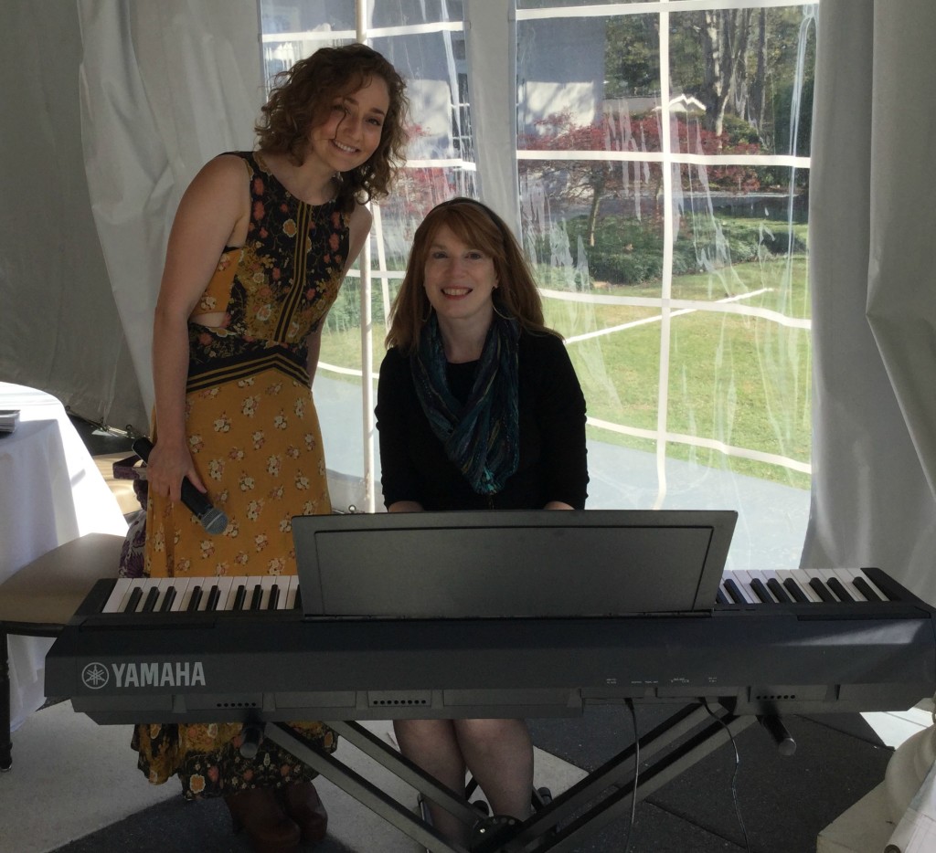 Atlanta pianist Jennifer Blaske accompanist for singer at outdoor Atlanta wedding