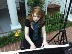 Atlanta pianist Jennifer Blaske plays for outdoor wedding ceremony and cocktail hour at Flint Hill