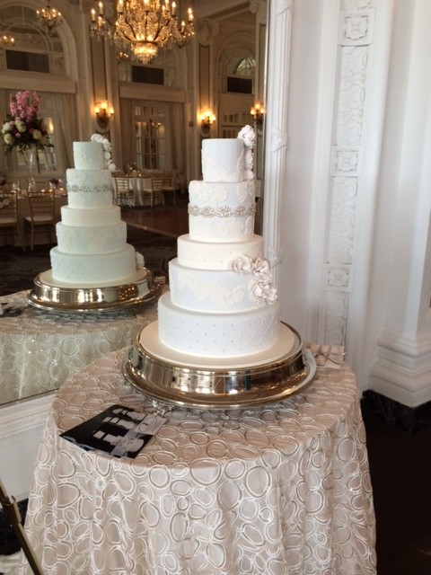 Wedding cake from Frosted Pumpkin Gourmet at reception at Georgian Terrace