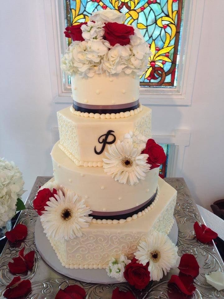 Cake Envy wedding cake