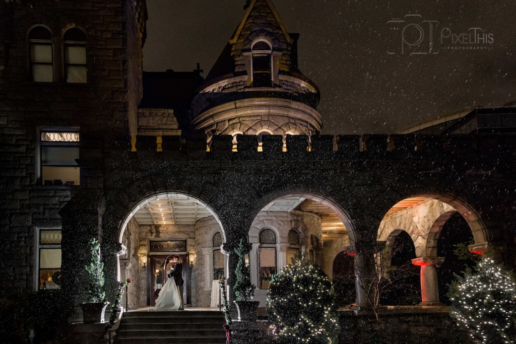 Pixel This Photography wedding in snow