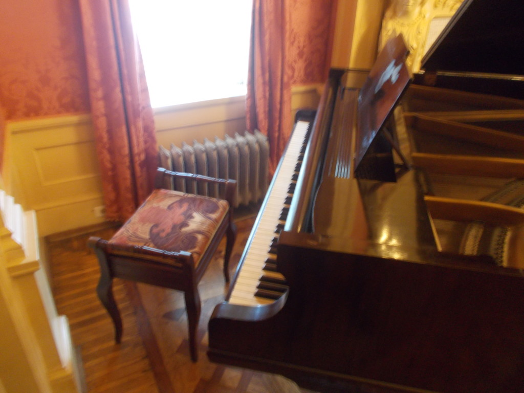 Beautiful Piano Music at wedding and event venue Rhodes Hall in midtown Atlanta